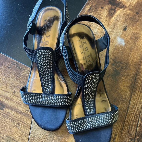New York Transit Shoes - New York Transit Black Sandals with Rhinestones preowned
